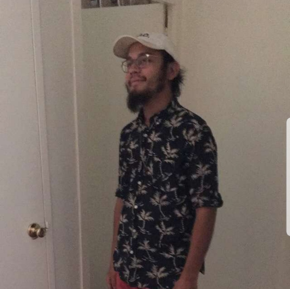 Meet Your Posher, Moises